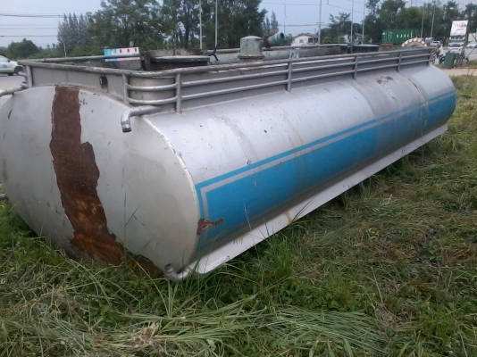 ขายถังน้ำมัน สภาพดี เหล็กหนา เดิมติดอยู่กับลูกพ่วงครับ