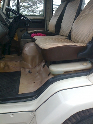 ขายรถหกล้อ อีซูซุร็อคกี้ คัสซีสวย สภาพพร้อมใช้งาน