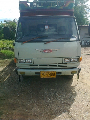 ขายรถบรรทุกหกล้อฮีโน่ FB 113 ทกอย่างพร้อมใช้งาน