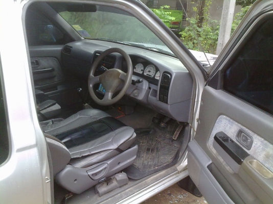 ขายนิสสัน บิ๊กเอ็มฟรอนเทีย ปี98 เครื่องtd27ระบบไฟฟ้าพวงมาลัยเพาเวอร์