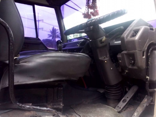 รถมิตซู 10 ล้อดั้ม FN257 - TF 220 แรงม้า  สนใจติดต่อ 081 - 6079515