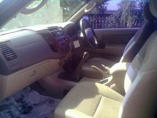 Toyota VIGO 3.0E CAB preruner สวยสุด Toyota VIGO 3.0E CAB preruner สวยสุด