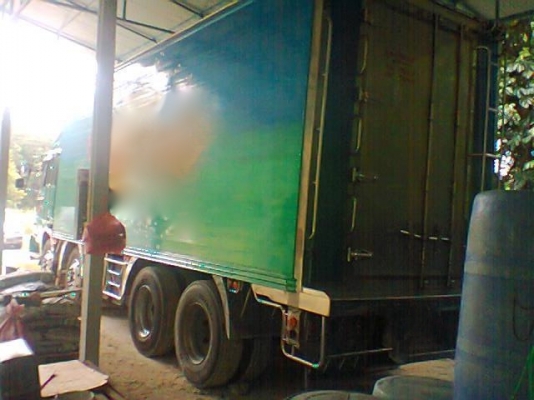 รถฮีโน่ 12 ล้อ ตู้เย็น 320 แรงม้า    ปี 53   สนใจติดต่อ 081 - 6079515