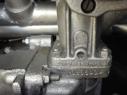 ขายก็ขายแลกก็แลก-หน้าv กะบะคอกไม้-มีทะเบียน-พร้อมขับ-ช่วงล่างใหม่-ยางใหม่เครื่อง1600ajดีสหน้า (มีกะบะแท้แถมให้-และเบาะยาวแถมให้ช่องใส่ของให้)-ทะเบียนเป็นตู้หน้าvคับ