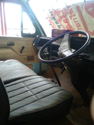 ISUZU NKR 110แรงม้า 4BE1 ฝาดำ ห้างแท้ เกียรยาว พร้อมคอกสวยครคบ