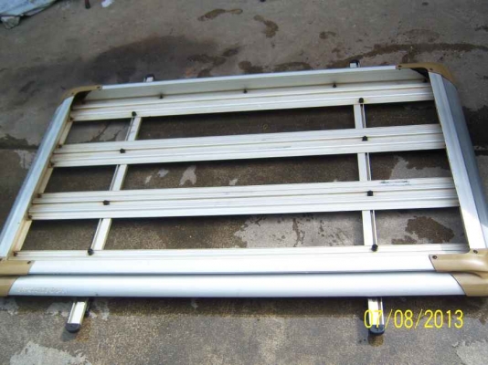 แร็คหลังคาแครี่บอย ขนาด 100x160 ซม.