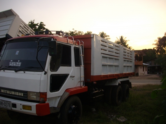 ขายรถ 10 ล้อ ดั๊ม  MITSUBISHI FUSO 2 คัน  สภาพสวย+แรง