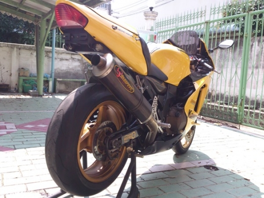 แจ่มสิทธิ์ ลดอีก KAWASAKI Ninja ZX12R ปี2003 ท่อไทเท akrapovic ทั้งเส้น แจ่มสิทธิ์ ลดอีก KAWASAKI Ninja ZX12R ปี2003 ท่อไทเท akrapovic ทั้งเส้น