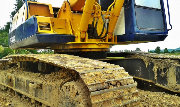 ขาย Komatsu PC 200-5 ราคาพิเศษ