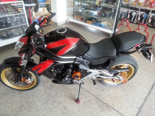 ขาย KAWASAKI  ER6N 2012 ไมล์ 5xxx  ของแต่งตรึม รับแลกเทริน์ ลดราคาคับ