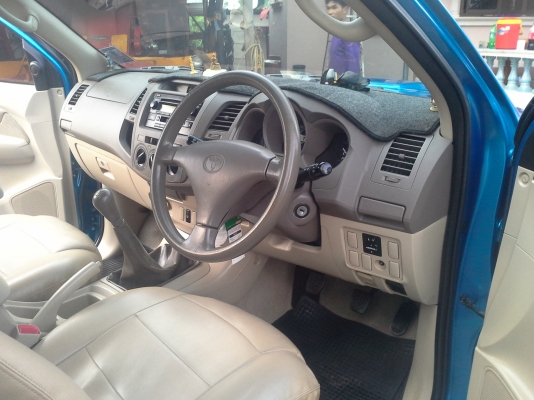 ขาย TOYOTA VIGO  Prerunner 3.0  4 ประตู สภาพใหม่ ทะเบียนปัจจุบัน พร้อมโอน เจ้าของขายเอง