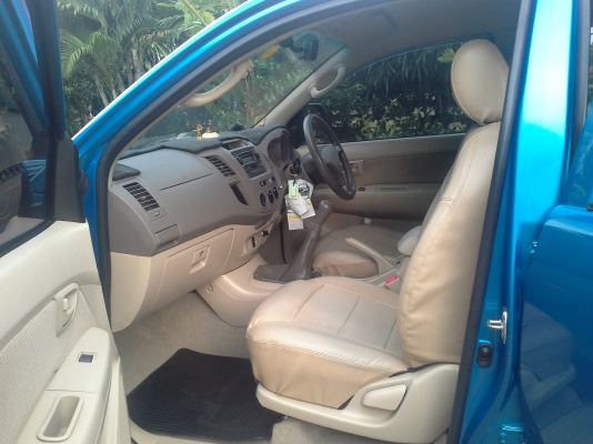 ขาย TOYOTA VIGO  Prerunner 3.0  4 ประตู สภาพใหม่ ทะเบียนปัจจุบัน พร้อมโอน เจ้าของขายเอง