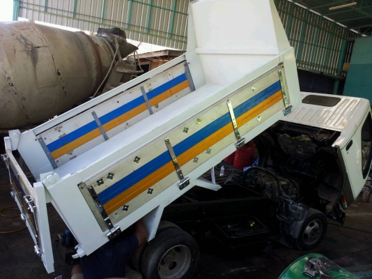 รถดั้ม 6ล้อ 4x4 Mitsubishi Canter 4WD แท้จากญี่ปุ่น รถดั้ม 6ล้อ 4x4 Mitsubishi Canter 4WD แท้จากญี่ปุ่น