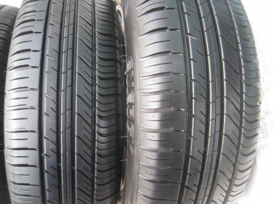 ขายล้อแม็ก Honda city ป้ายแดง 15"x5.5" et45 4รู100 + ยางปี 1113 สนใจติดต่อ เล็กคลองสาม (081-3747940)