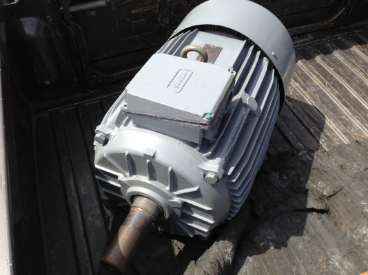 ขายมอเตอร์ Elektim 30 HP. 1450 RPM. 380 V สภาพสวย พร้อมใช้งาน