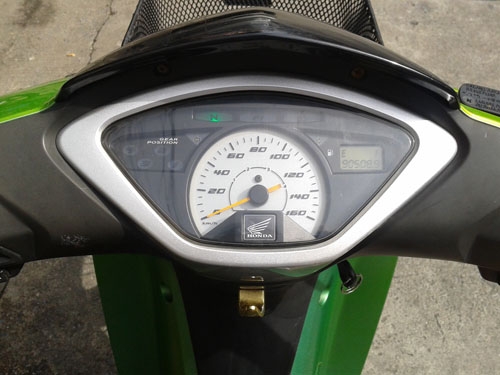 wave 125 i ปี 49 สตาร์ทมือ สีเขียว รถสวยตั้งขายได้เลย สภาพเดิมๆ เครื่องแน่น ไม่หลวม ไม่มีควันขาว มีเล่มพร้อม ราคานี้คุ้มมาก wave 125 i ปี 49 สตาร์ทมือ สีเขียว รถสวยตั้งขายได้เลย สภาพเดิมๆ เครื่องแน่น ไม่หลวม ไม่มีควันขาว มีเล่มพร้อม ราคานี้คุ้มมาก