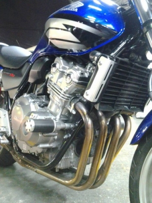 ขาย CB400เทค4 มีใบอินวอยครบครับ
