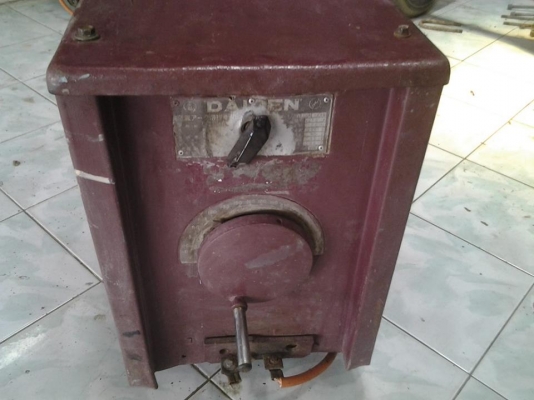 ตู้เชื่อม300A -เก่าญื่ปุ่น ภายนอกไม่ค่อยสวย ภายในดีมากเดิมๆ ตู้เชื่อม300A -เก่าญื่ปุ่น ภายนอกไม่ค่อยสวย ภายในดีมากเดิมๆ