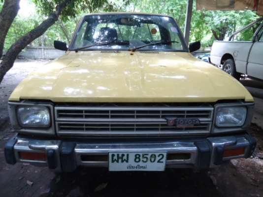 ใครเห็นใครก้อทักครับ เรื่องจริงๆ  ขายกระบะ TOYOTA ม้าดำ ปี27 เครื่องเดิมๆ CLASSIC สวยๆสภาพดี