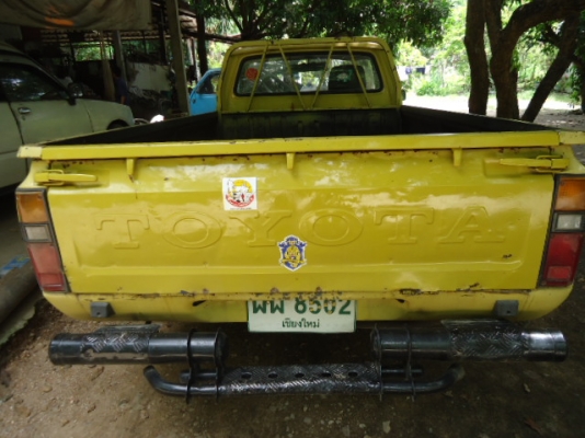 ใครเห็นใครก้อทักครับ เรื่องจริงๆ  ขายกระบะ TOYOTA ม้าดำ ปี27 เครื่องเดิมๆ CLASSIC สวยๆสภาพดี