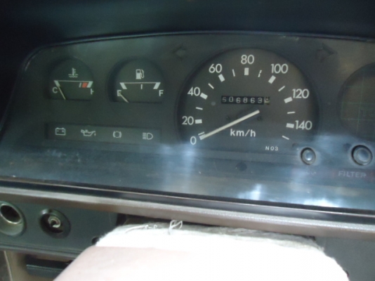 ใครเห็นใครก้อทักครับ เรื่องจริงๆ  ขายกระบะ TOYOTA ม้าดำ ปี27 เครื่องเดิมๆ CLASSIC สวยๆสภาพดี