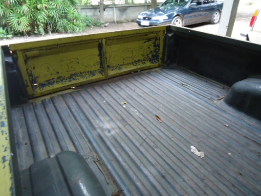 ใครเห็นใครก้อทักครับ เรื่องจริงๆ  ขายกระบะ TOYOTA ม้าดำ ปี27 เครื่องเดิมๆ CLASSIC สวยๆสภาพดี