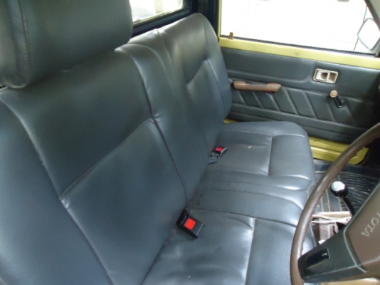 ใครเห็นใครก้อทักครับ เรื่องจริงๆ  ขายกระบะ TOYOTA ม้าดำ ปี27 เครื่องเดิมๆ CLASSIC สวยๆสภาพดี