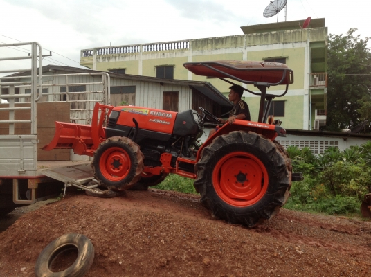 ปัญญาแทรคเตอร์มาแล้ว...จัดมาให้คับ คูโบต้า L4508 DI พร้อมใบมีดคานล่าง พร้อมเล่มทะเบียน