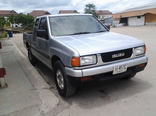 isuzu  slx