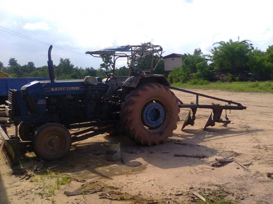 ขายรถไถนาฟอรด์ 6610 เสื้อลาย