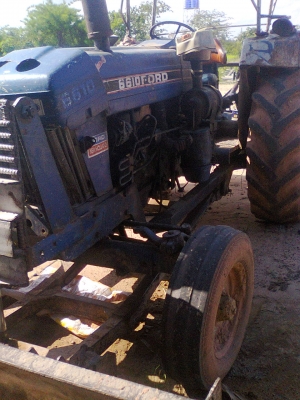 ขายรถไถนาฟอรด์ 6610 เสื้อลาย