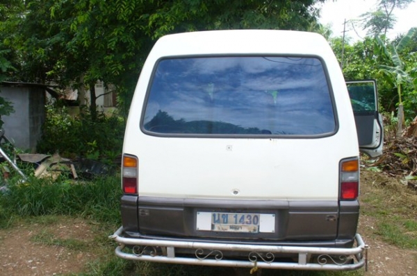 ขายรถตู้ไว้ใช้งานกันสักคันครับ ขายรถตู้ไว้ใช้งานกันสักคันครับ