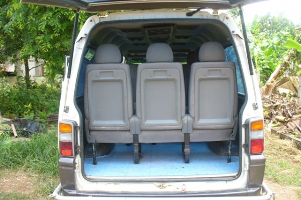 ขายรถตู้ไว้ใช้งานกันสักคันครับ ขายรถตู้ไว้ใช้งานกันสักคันครับ