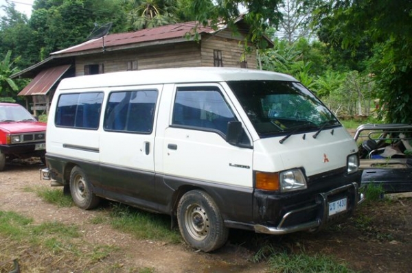 ขายรถตู้ไว้ใช้งานกันสักคันครับ ขายรถตู้ไว้ใช้งานกันสักคันครับ