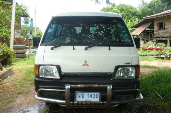 ขายรถตู้ไว้ใช้งานกันสักคันครับ