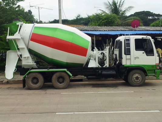 Hino ซีรี่ 500 โม่6คิว 10ล้อเล็ก หัวMega แค๊ป หัวเล็ก น๊อต6ตัว