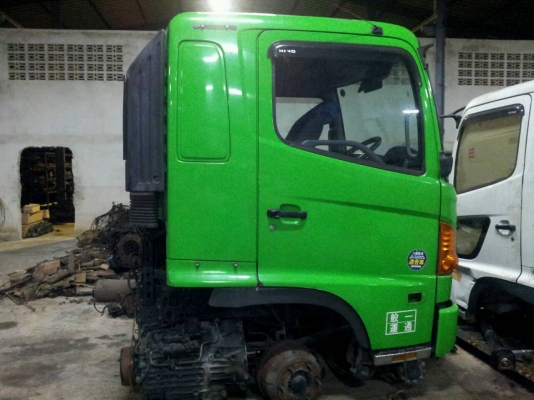 Hino ซีรี่ 500 โม่6คิว 10ล้อเล็ก หัวMega แค๊ป หัวเล็ก น๊อต6ตัว