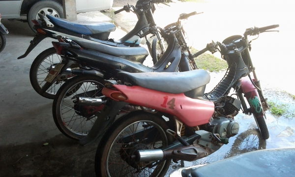 ขาย เทน่าพร้อมใช้มีทะเบียนชุดโอน 3คันคันละ 3500