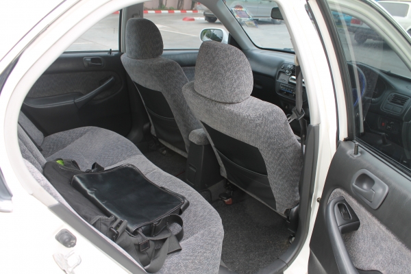 ขาย HONDA CIVIC VTI-E1.6 ปี96โฉมตาโต เกียร์ธรรมดา สีขาวแท้จากโรงงาน