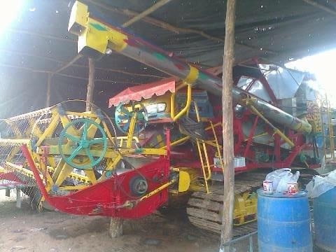 ขายด่วน รถเกี่ยวข้าวเกษตรพัฒนา รุ่นช้างไวไฟ เครื่องยนต์ของ ISUZU 210 แรงเทอร์โบแน่นดีแรงดีไม่มีเยิ้ม ปั๊ม 23 อินตั้น อุ้ม 2.5 ตัน ช่วงล่าง 12 HT สภาพดีพร้อมทำงานได้เลย ราคาต่อรองได้ครับ