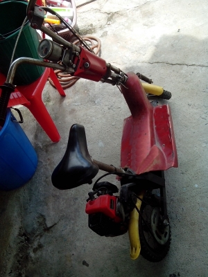 ขายสกูตเตอร์ใช้เครื่องยนต์ถูกๆสตาร์ไฟฟ้า