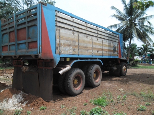 ร๊อคกี้ 210  2เพลาดั้ม สวยเว่อร์