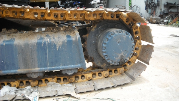 ขายรถแบคโฮ KOBELCO รุ่น 3 sk 120( โซ่ใหม่ )