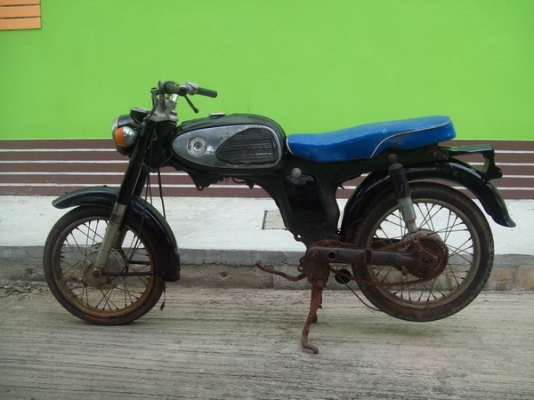 ******ขายโครงยืนคัน cd125 กระเป๋าเล็ก*********