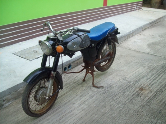 ******ขายโครงยืนคัน cd125 กระเป๋าเล็ก*********