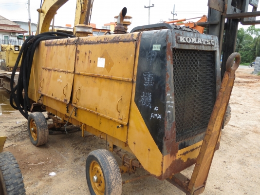 เครื่องปั๊มลม Komatsu เครื่องดีเซล 4สูบ มือสองนอก พร้อมหางลาก