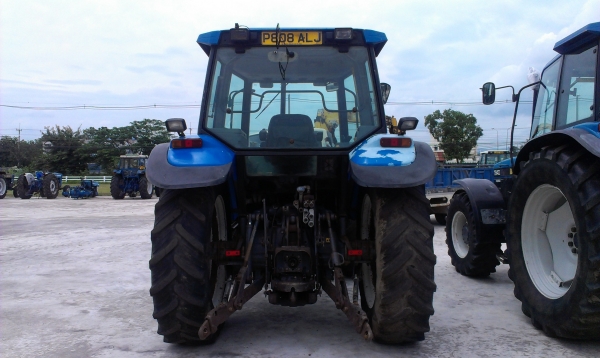 ขายรถไถนิวฮอลแลนด์ 7840 เกียร์ 24x24