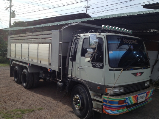 ขายHINO3H เครื่องเดิม เกียร์เดิม รถสภาพสวยเดิม แอร์เย็น เครื่องดี ขับดีมาก