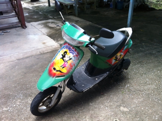 (คุณวิทูล จากหนองแขม ขับรถมาซื้อไปแล้วครับ ขอบคุณมากครับ)ขายรถป็อป HONDA DIO af18 สตาร์ทมือ สตาร์ทเท้า ทีเดียวติด เครื่องเพิ่งฟิตมา ไฟติดทุกดวง โช๊คหน้าของฮอนด้าเวฟทนกว่าโช๊คเดิมมาก โช๊คหลังของฮอนด้าคลิก ทน+รับน้ำหนักได้เยอะ รถพร้อมใช้ สภาพตามรูป ราคาต่อร