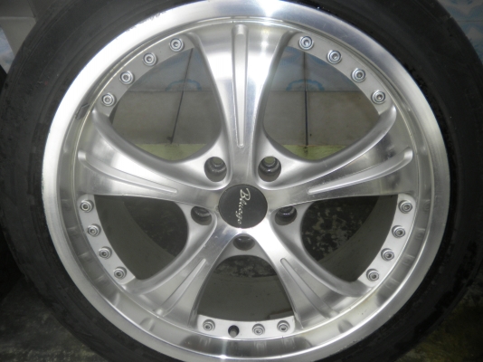 แม็ก18ถูกๆ5รู114.3 พร้อมยาง215/45/18 ดันล็อป